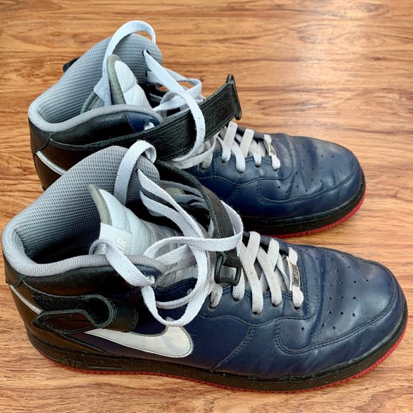 Nike Air Force One NikeID Custom - Picture 2 of 6